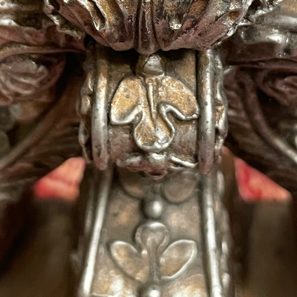 Vintage Crown By The Bombay Company Canada (2006) King Queen Princess - Picture 2 of 7